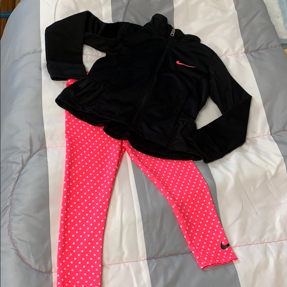 Nike toddler tracksuit